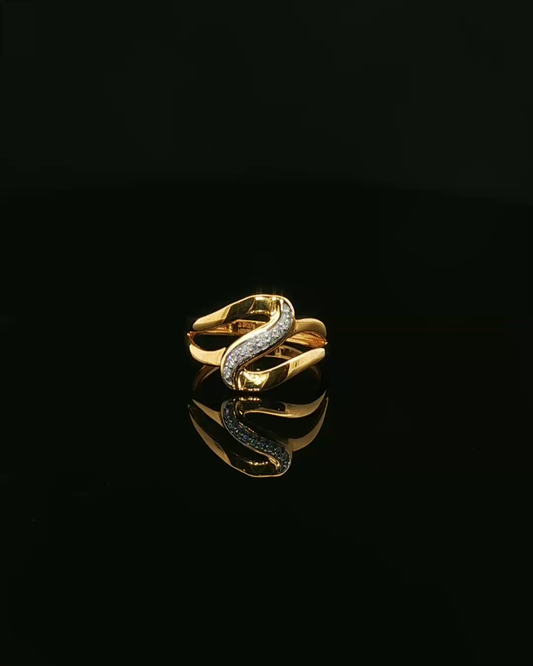 NEW 9KT LADIES RING