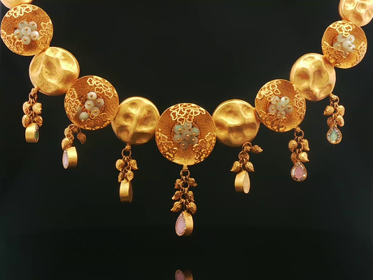 Artisanal Yellow Gold Choker with Hammered Discs and Jade Clusters
