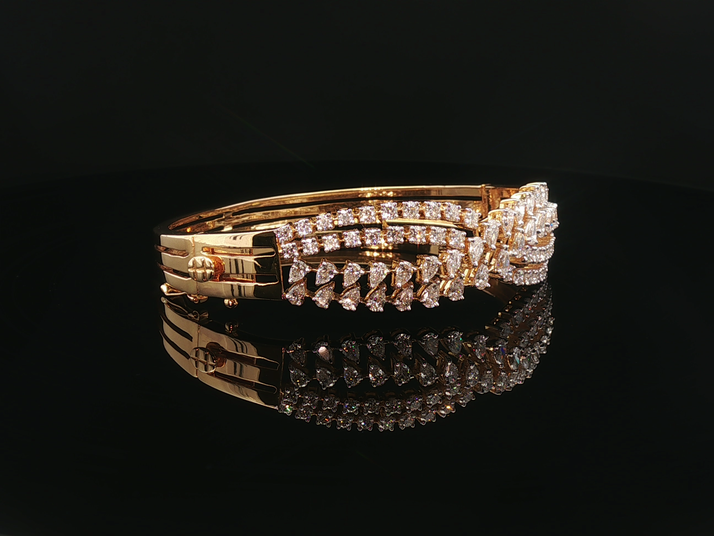 Multi-Strand Pear and Round Brilliant Diamond Bangle in 18k Yellow Gold