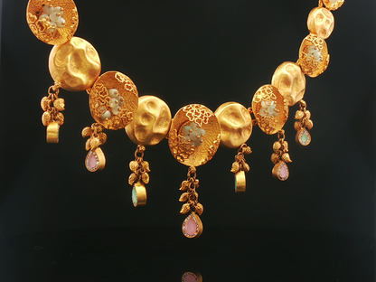Artisanal Yellow Gold Choker with Hammered Discs and Jade Clusters