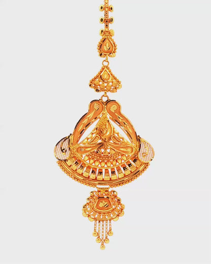 Traditional Yellow Gold Filigree Maang Tikka