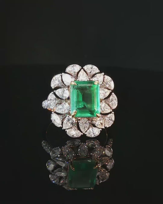 Elegant Emerald-Cut Green Emerald Cocktail Ring in Polished White Gold